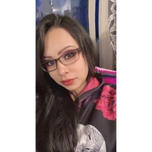 Meet your Posher, Fiona